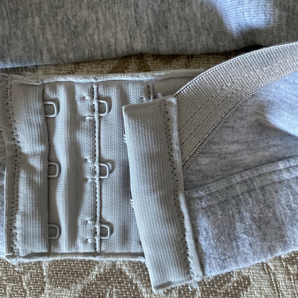 Playtex stretch cotton bra, worn once and washed.size 42B . Soft and com… - Picture 5 of 8